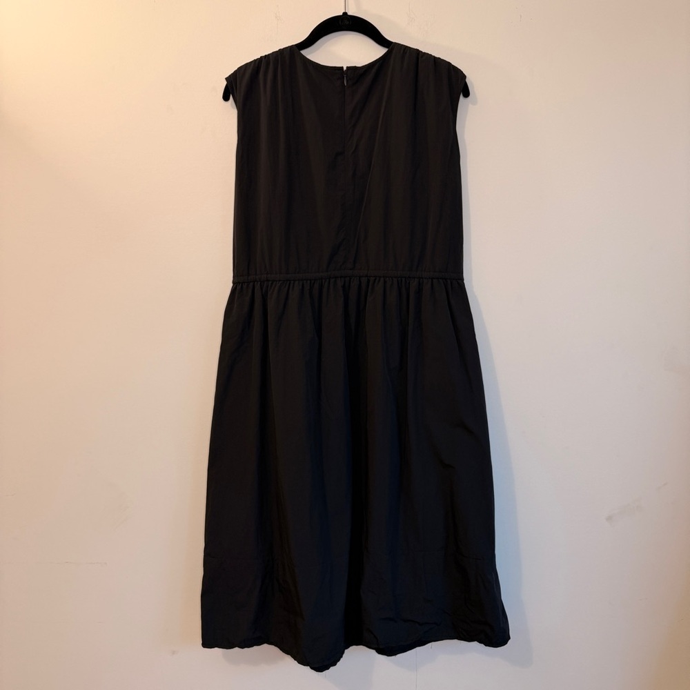 Uniqlo Women's Gathered Sleeveless Dress, Black Nylon, XS - Picture 5 of 10